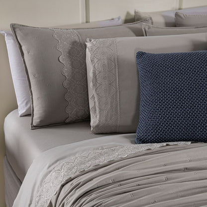 [10 PIEZAS] Juego de cama Serena percal 300 hilos bordado inglés